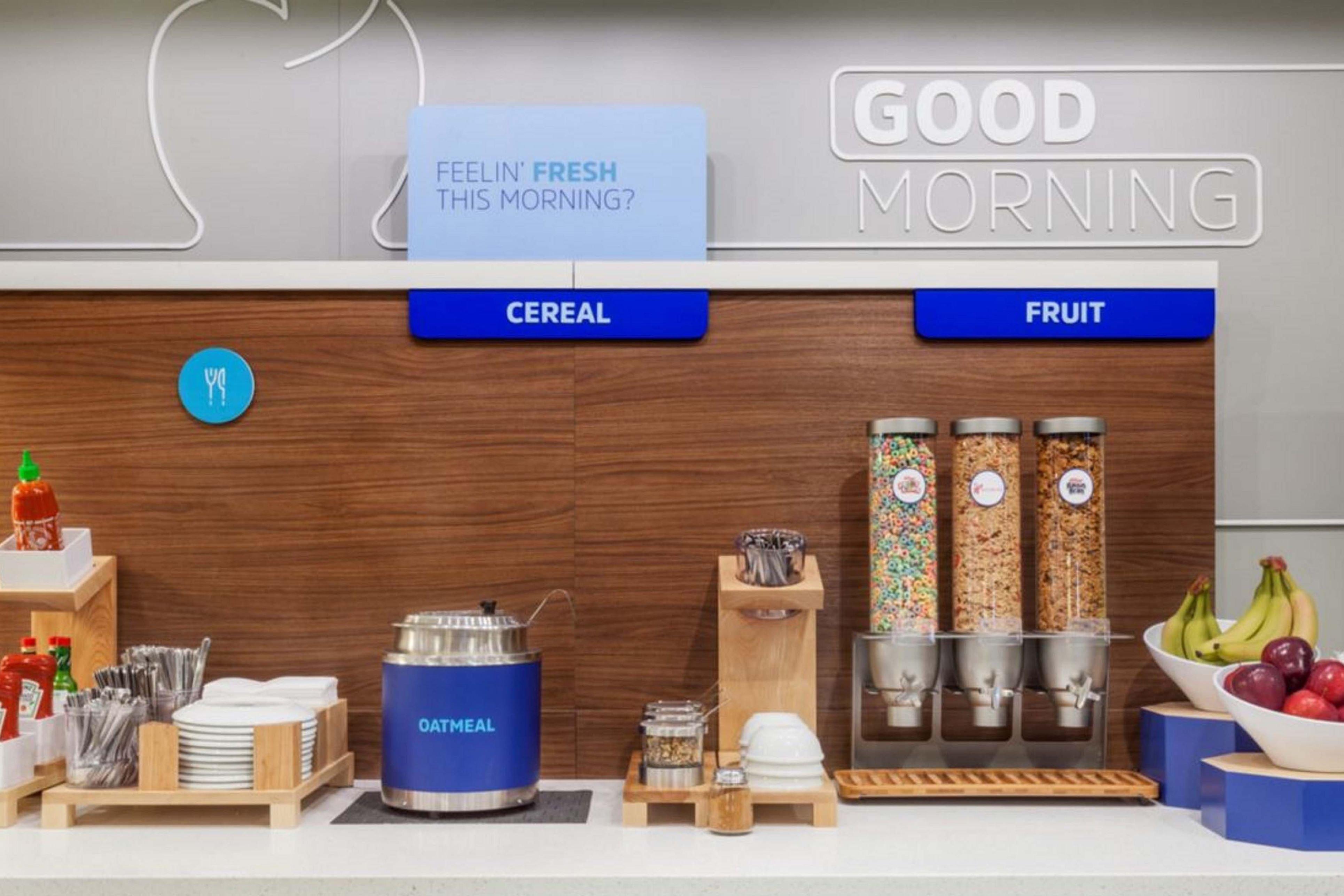 Holiday Inn Express & Suites Kansas City Airport By Ihg Ngoại thất bức ảnh
