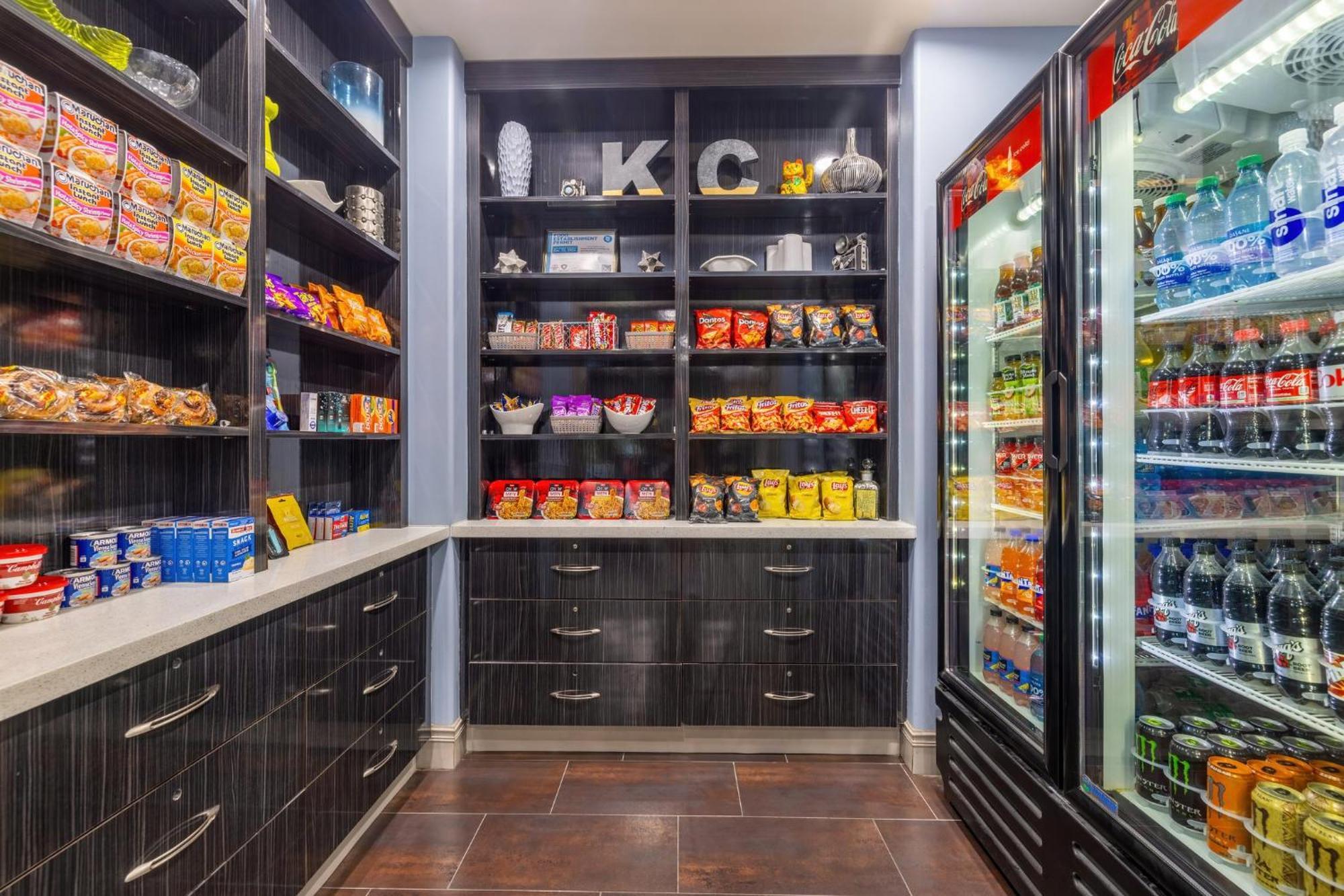 Holiday Inn Express & Suites Kansas City Airport By Ihg Ngoại thất bức ảnh