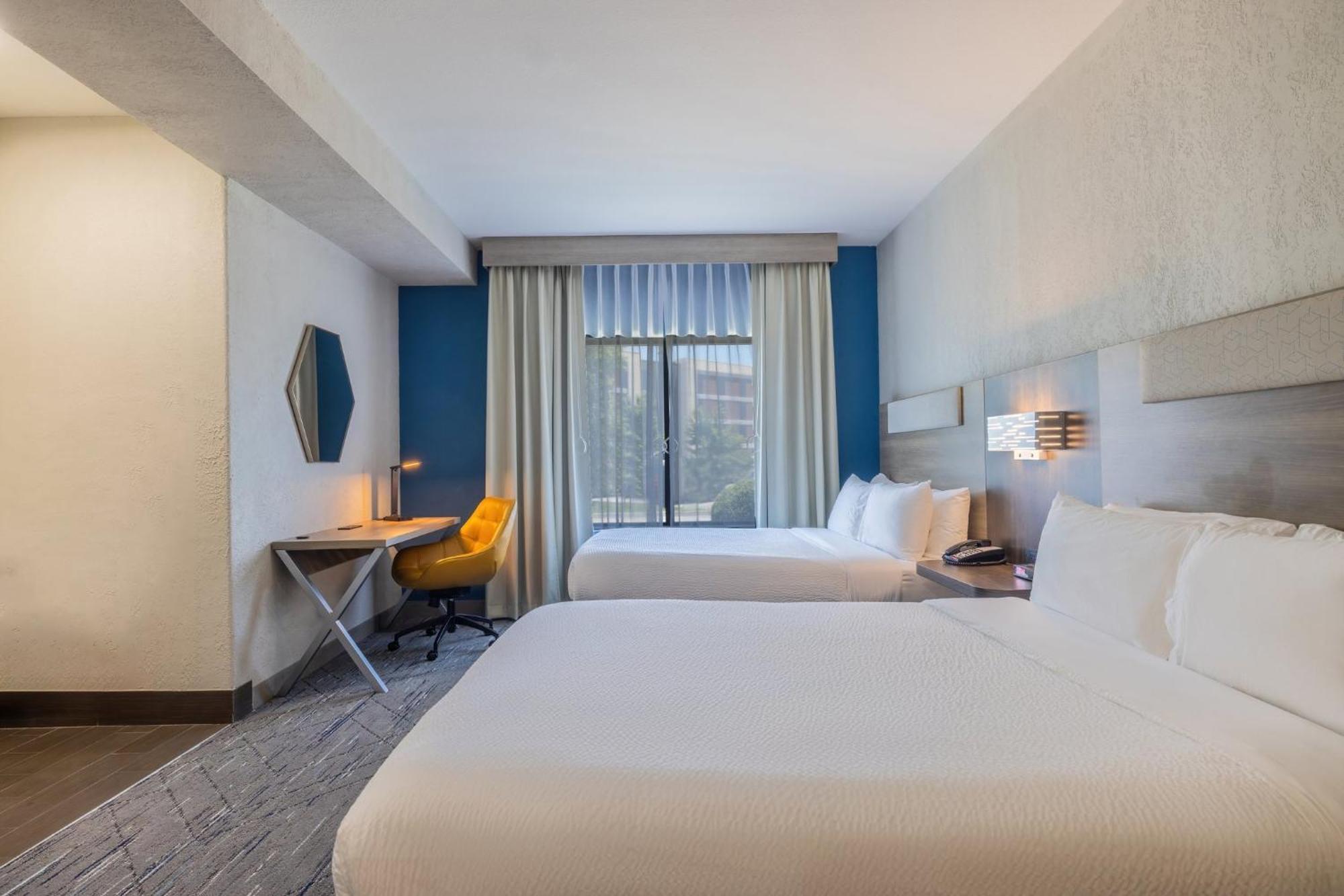 Holiday Inn Express & Suites Kansas City Airport By Ihg Ngoại thất bức ảnh