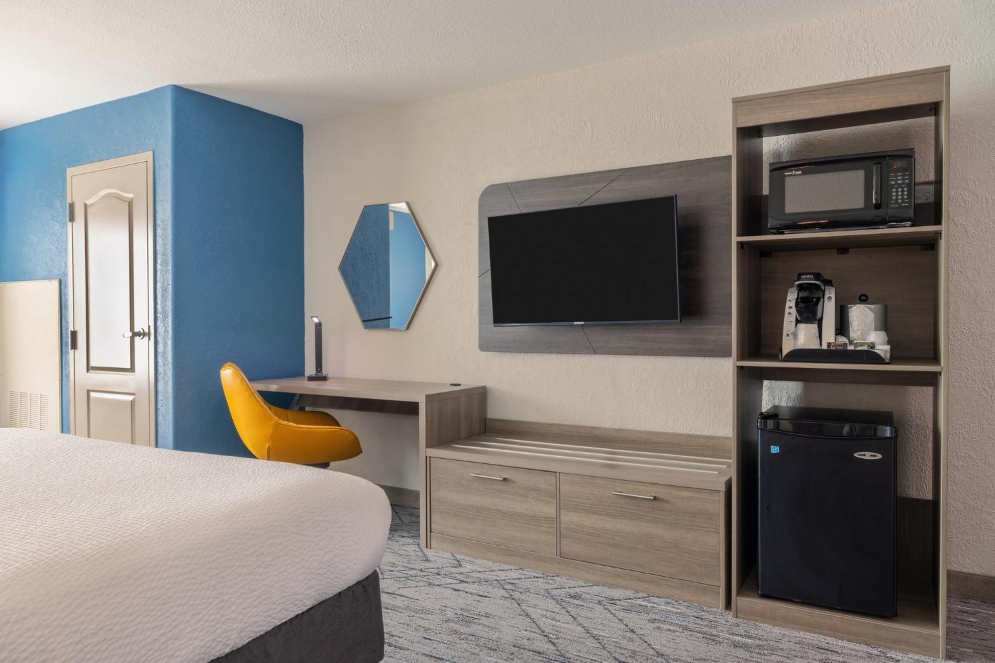 Holiday Inn Express & Suites Kansas City Airport By Ihg Ngoại thất bức ảnh
