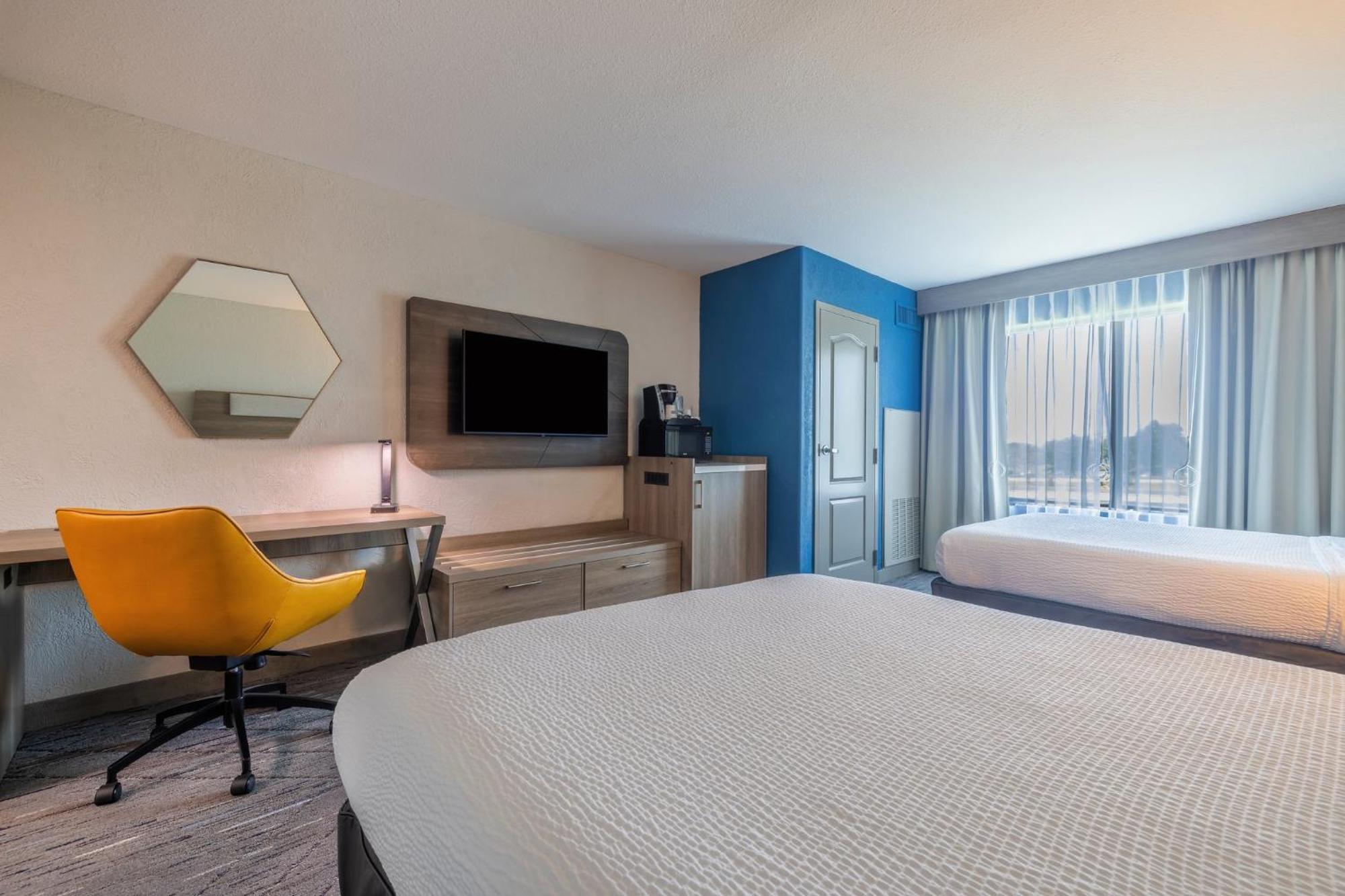 Holiday Inn Express & Suites Kansas City Airport By Ihg Ngoại thất bức ảnh