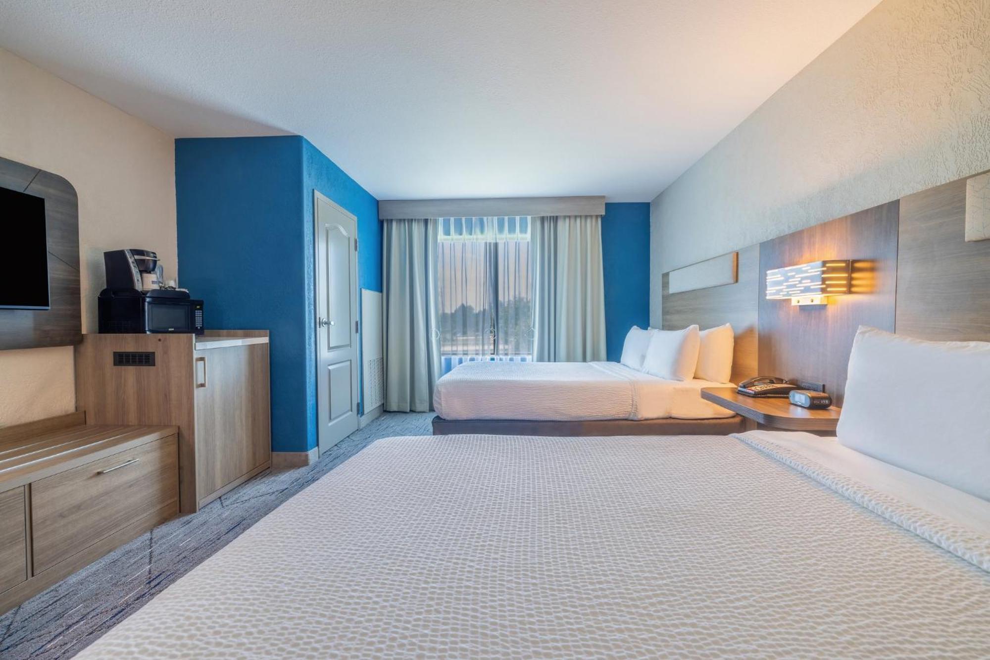 Holiday Inn Express & Suites Kansas City Airport By Ihg Ngoại thất bức ảnh