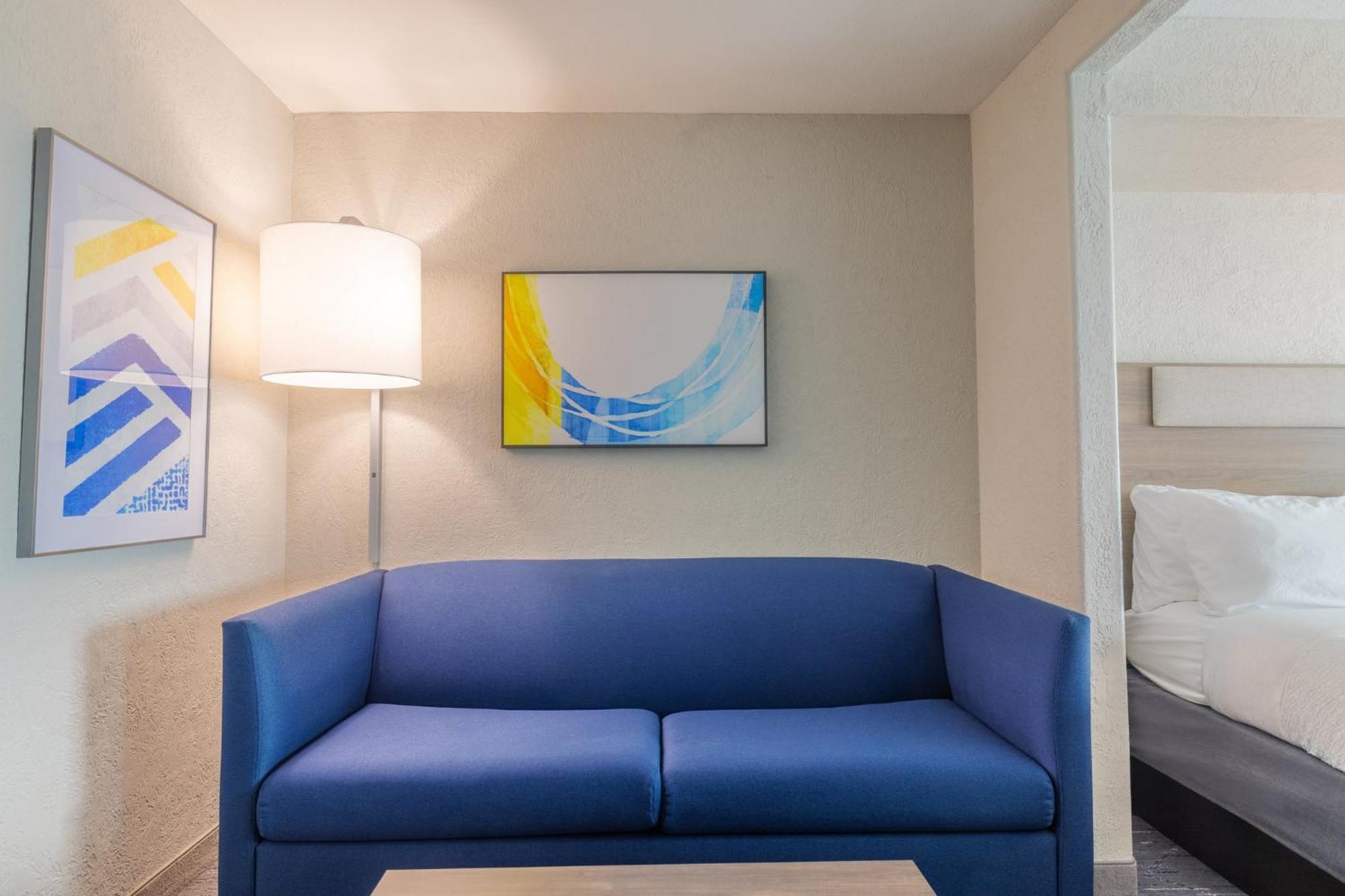 Holiday Inn Express & Suites Kansas City Airport By Ihg Ngoại thất bức ảnh
