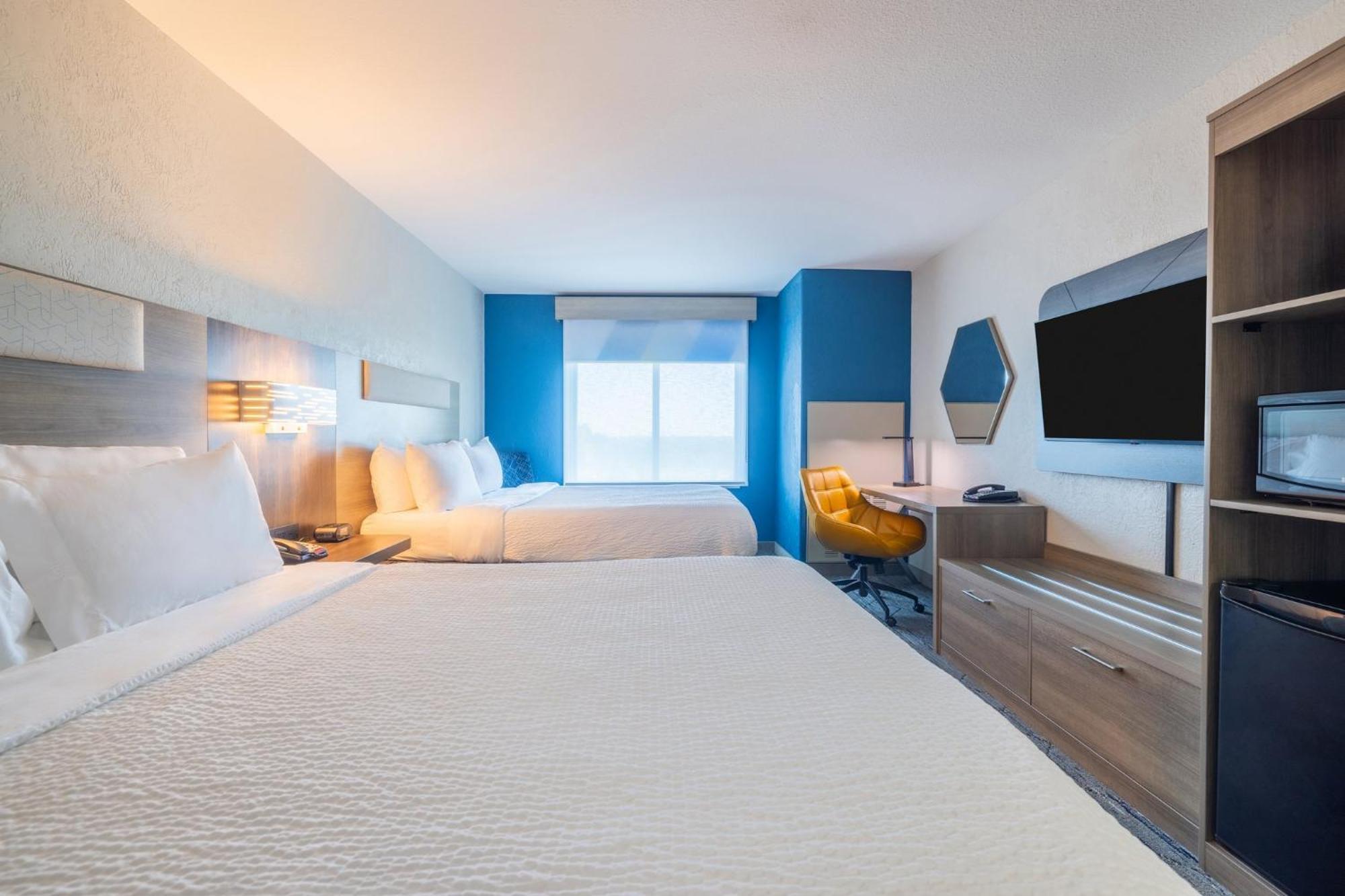 Holiday Inn Express & Suites Kansas City Airport By Ihg Ngoại thất bức ảnh
