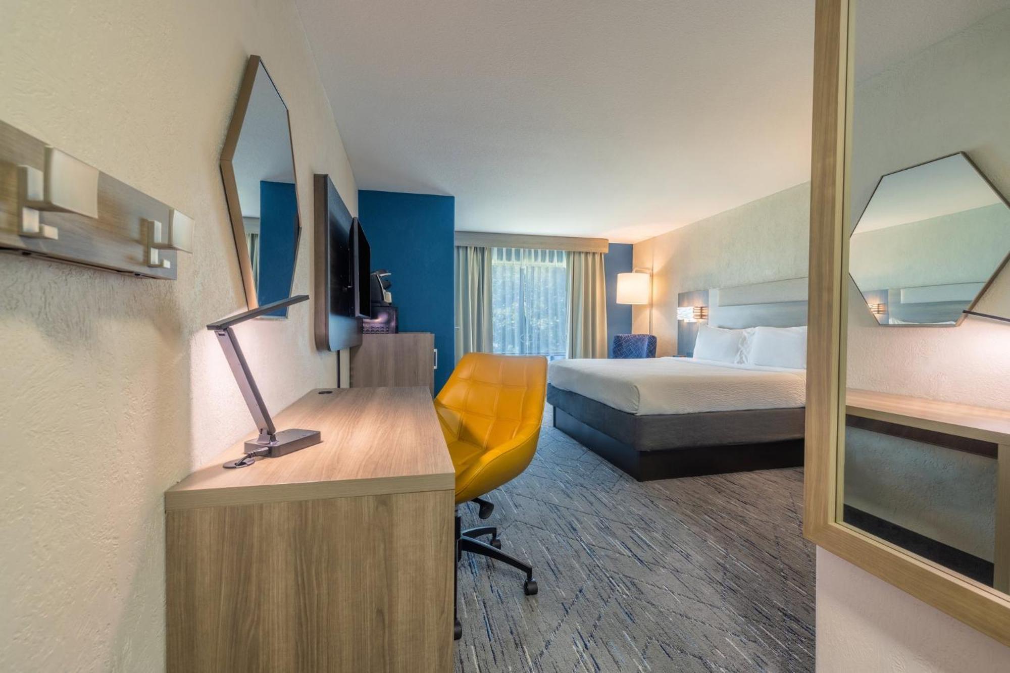 Holiday Inn Express & Suites Kansas City Airport By Ihg Ngoại thất bức ảnh